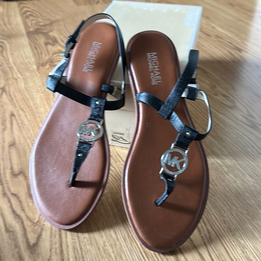 Michael Kors Shondra Sandal